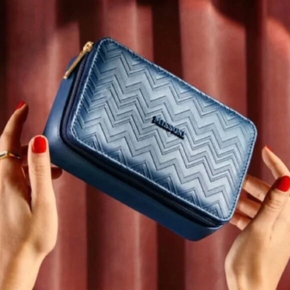 Missoni Delta Limited Edition Exclusive Navy Blue Travel Bag - Picture 1 of 6
